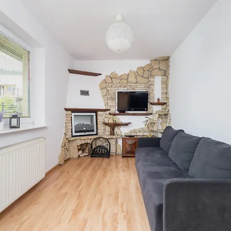 Klimatyczny Apartament Z Tarasem I Widokiem Na Gory By Renters *