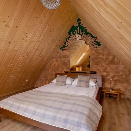 Klimatyczny Apartament Z Tarasem I Widokiem Na Gory By Renters *