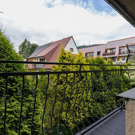 Klimatyczny Apartament Z Tarasem I Widokiem Na Gory By Renters Lejlighed *